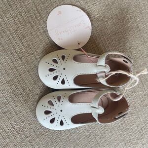 Size 6 Sweet Honey Toddler shoes